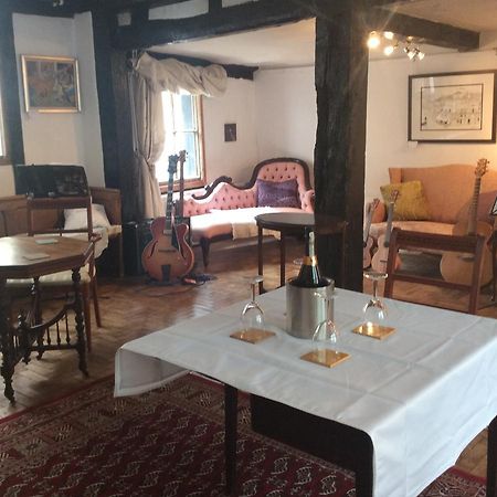 Swanhouse Bed & Breakfast Харуич Екстериор снимка